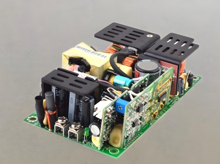 明緯插墻式資通訊電源搭載智能芯片開啟智慧供電模式