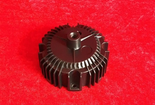 明緯圓形外殼電源突破傳統(tǒng)方正以圓潤(rùn)設(shè)計(jì)